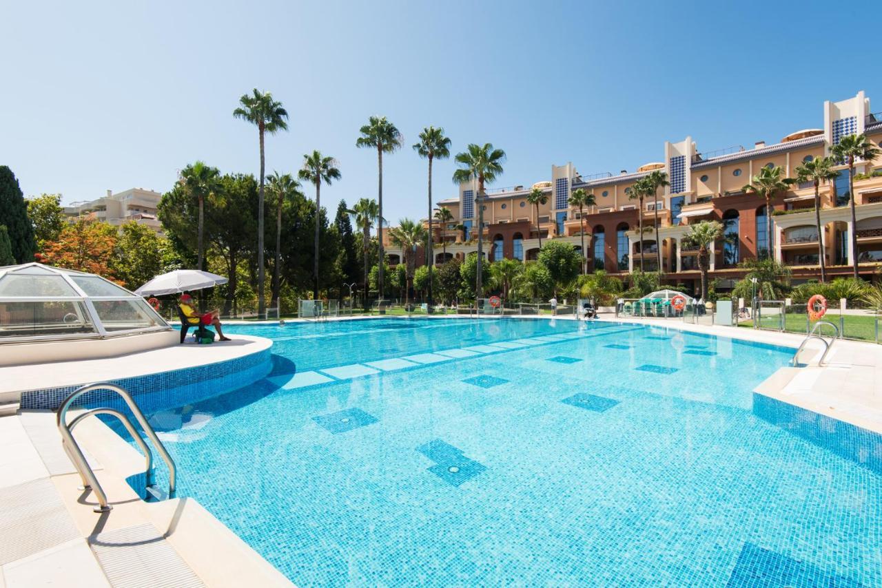 Ph Bellagio: Luxurious And Romantic Duplex Penthouse With Private Pool & Sea Views Apartament Benalmádena